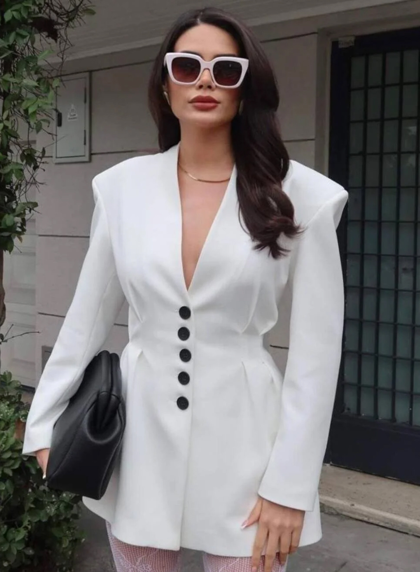 SUIT 26133